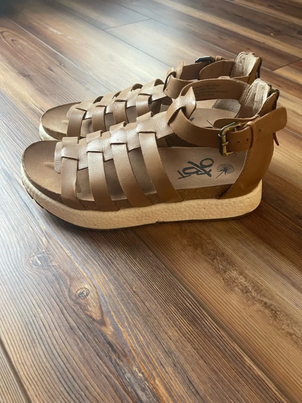 OTBT Women's Brown Woven Ankle-Strap Platform Sandals - Picture 1 of 6